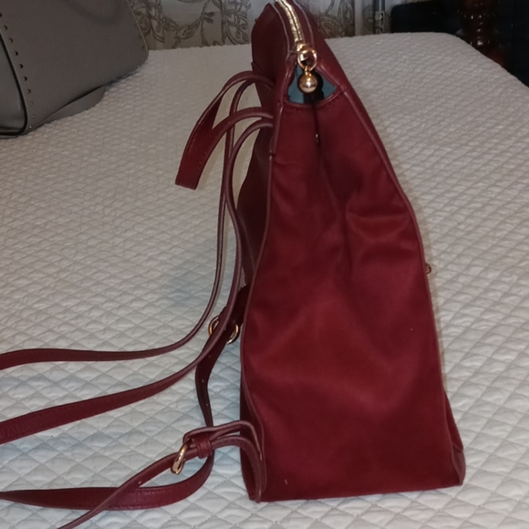 Back pack - Picture 3 of 9